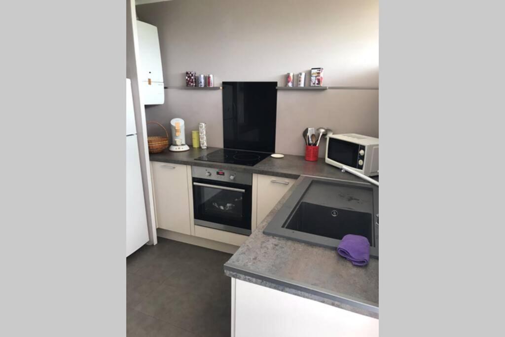 Bel Appartement Avec Vue Et Parking Prive เบซิเยร์ ภายนอก รูปภาพ